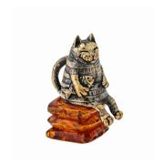 Cat Vasya on the pillows