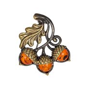 Brooch Accorns trio