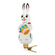 Bunny with drum