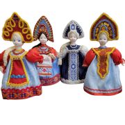raditional Russian Doll with Kokoshnik – 19 cm (Price per 1 Piece)